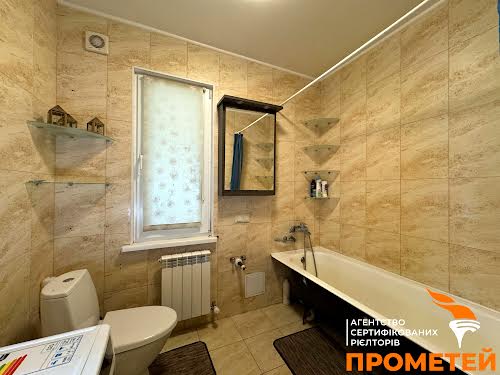 будинок за адресою Черешнева вул.
