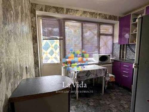 квартира по адресу Вячеслава Черновола ул., 33/30