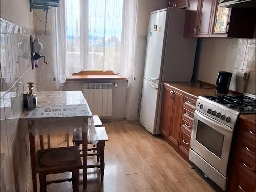 квартира за адресою Урожайна вул., 16