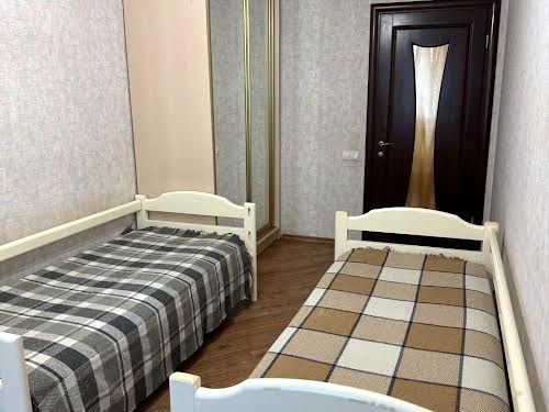 квартира за адресою Академіка Філатова вул., 25