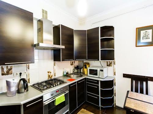 квартира за адресою Театральна вул., 2