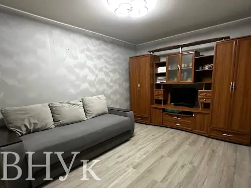 квартира за адресою Привокзальна вул., 13а