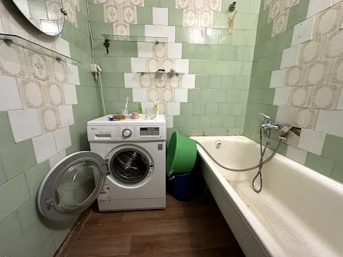 квартира за адресою Лазурна вул., 10в