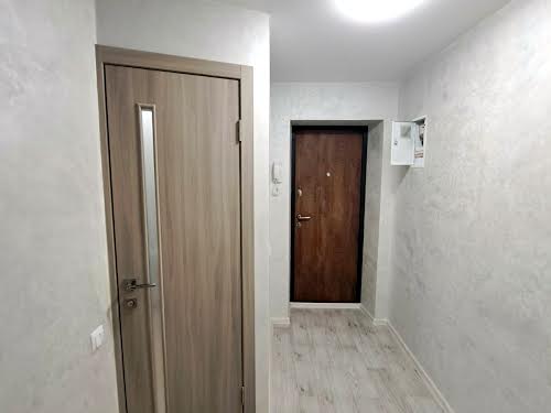 квартира за адресою вул. Молодогвардійська, 53