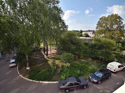 квартира за адресою заводська, 9