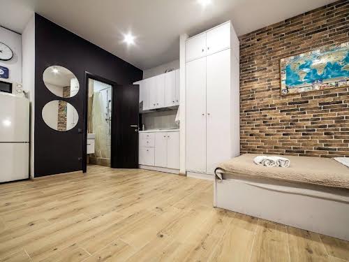 квартира за адресою Шота Руставелі вул., 18