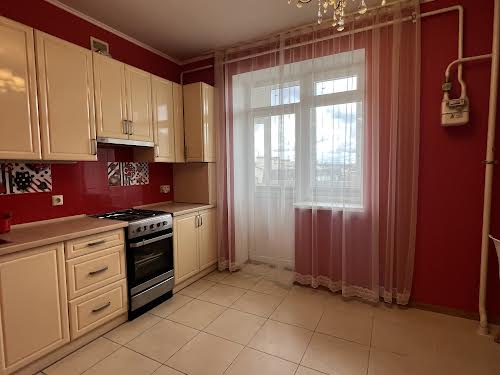 квартира по адресу Степана Бандери ул., 40/2А