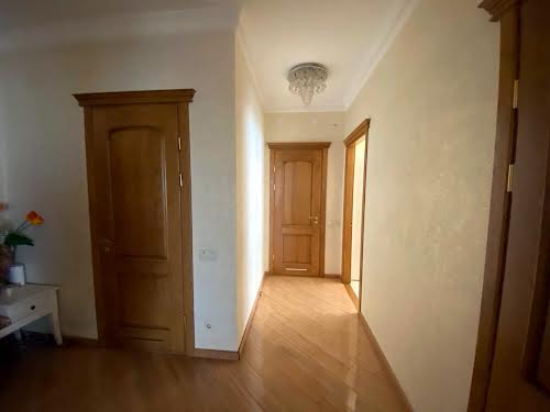 квартира за адресою Водопровідна вул., 75/2