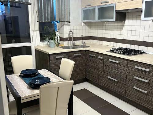 квартира за адресою Сергія Єфремова вул., 62