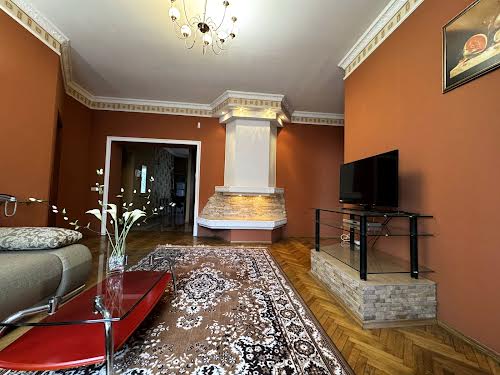 квартира за адресою Гетьмана Петра Дорошенка вул. (), 71