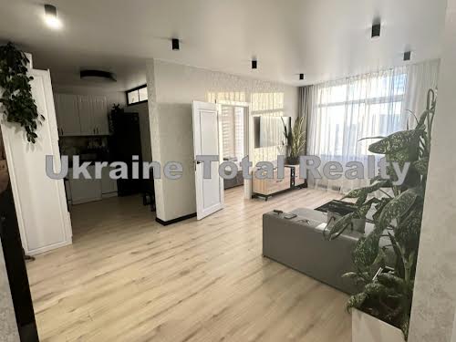 квартира за адресою Райдужна вул., 58