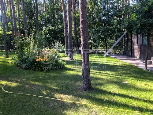 участок по адресу центральна