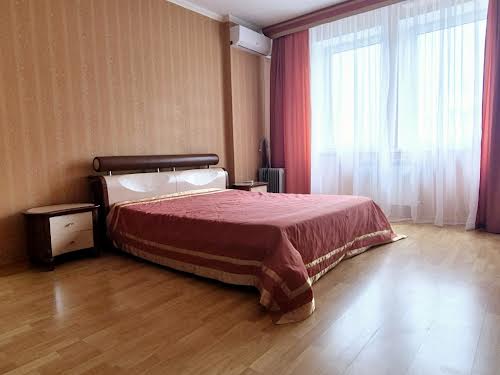 квартира по адресу Миколы Бажана просп., 12