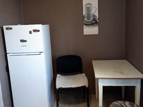 квартира за адресою Кам'янецька вул., 157