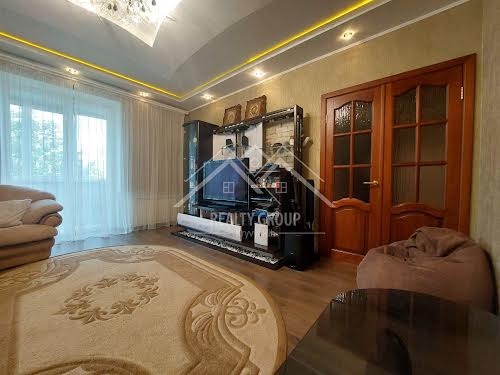 квартира за адресою Н'ютона, 28