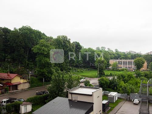 квартира по адресу Топольная ул., 4