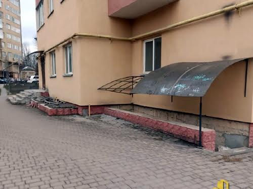 комерційна за адресою Федьковича вул., 90