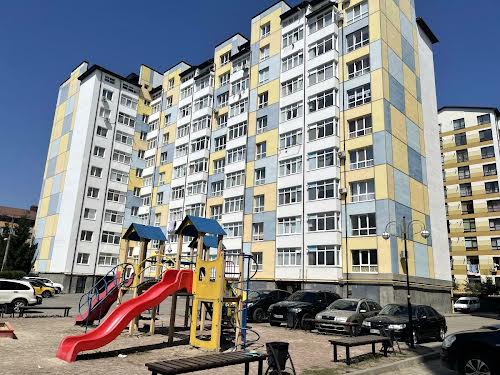 квартира за адресою Олександра Довженка вул., 25б