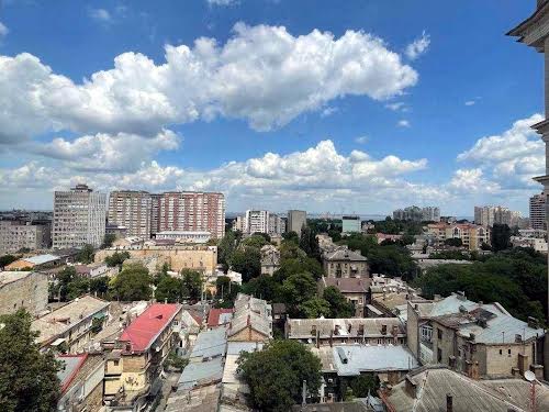 квартира за адресою Леонтовича вул. (Бєлінського), 16
