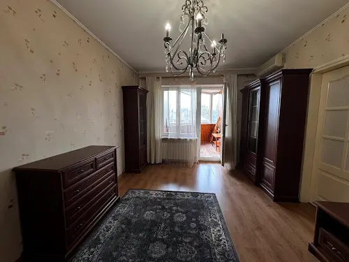 квартира за адресою Любомира Гузара просп. (Космонавта Комарова), 10-А