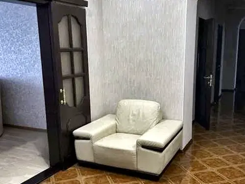 квартира за адресою Володимира Івасюка просп. (Героїв Сталінграду), 8