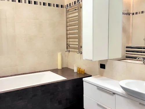 квартира за адресою Літературна вул., 1а