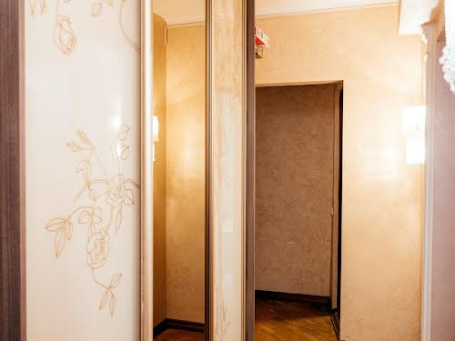 квартира за адресою Озерецька вул., 12
