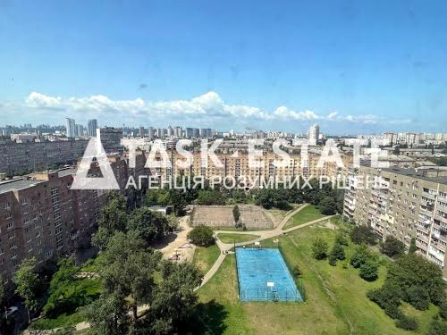 квартира за адресою Володимира Сосюри вул., 6б