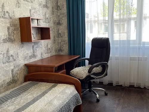 квартира за адресою Олексія Вадатурського вул. (Маршала Малиновського), 9