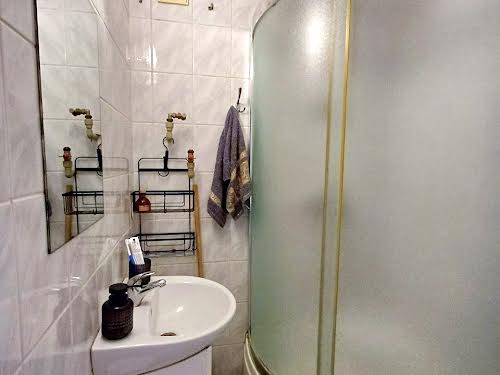 квартира за адресою Високовольтна вул., 12