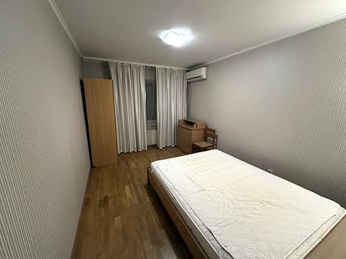 квартира за адресою Миколи Бажана просп., 26