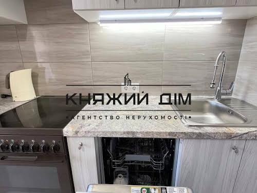 квартира за адресою Драгоманова вул., 44-А