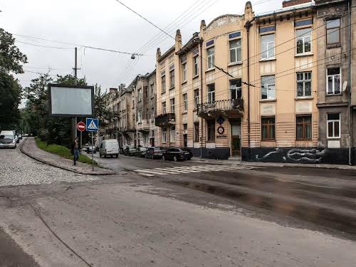 квартира за адресою Шота Руставелі вул., 18