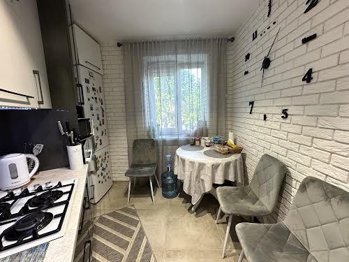 квартира по адресу Клепаровская ул., 13
