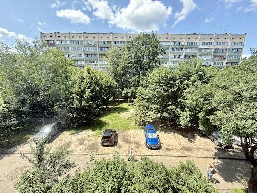 квартира за адресою Михайла Котельникова вул., 3