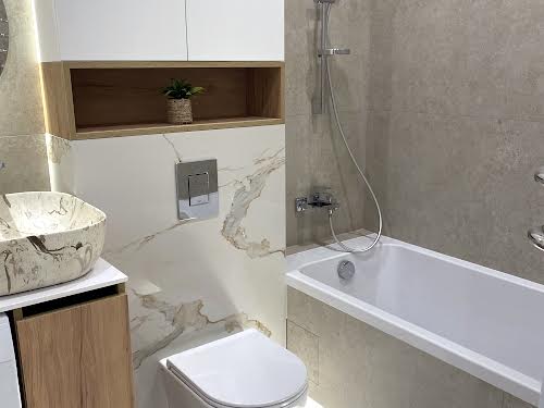 квартира за адресою Краснова вул., 61