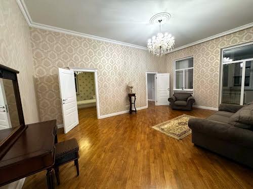 квартира за адресою Шота Руставелі вул., 27