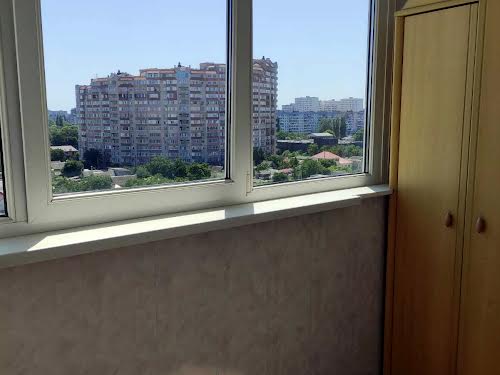 квартира за адресою Тополина вул., 14