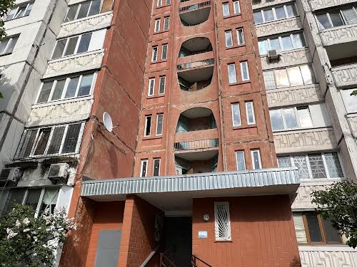 квартира за адресою Рональда Рейгана вул., 9-Д