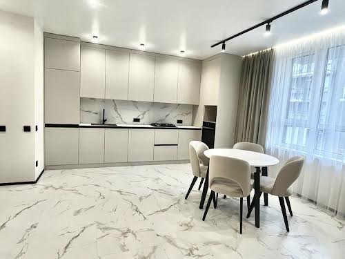 квартира за адресою Топольна вул., 4в