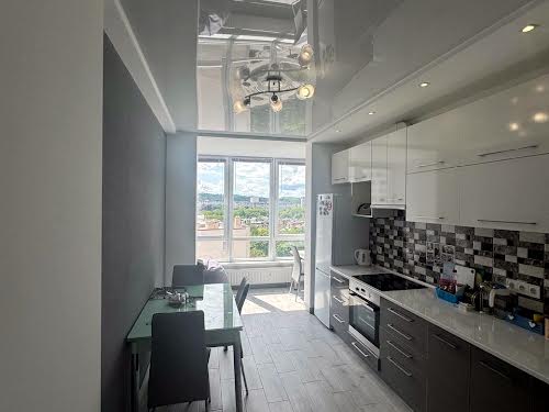 квартира за адресою Авраама Лінкольна вул., 6а