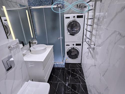 квартира за адресою Боголюбова вул., 44
