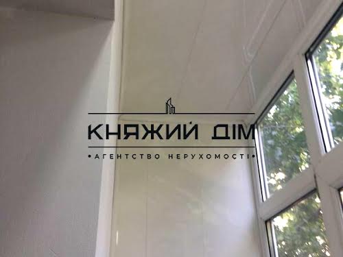 квартира за адресою Рибальська вул., 8