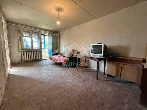 квартира за адресою Кривий Ріг, Віктора Оцерклевича вул. (Курчатова), 7