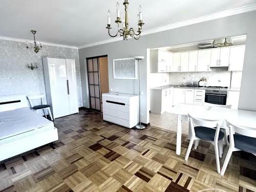квартира по адресу Крушельницких ул., 12