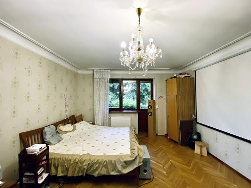 будинок за адресою с. Великі Дмитровичі, Київська