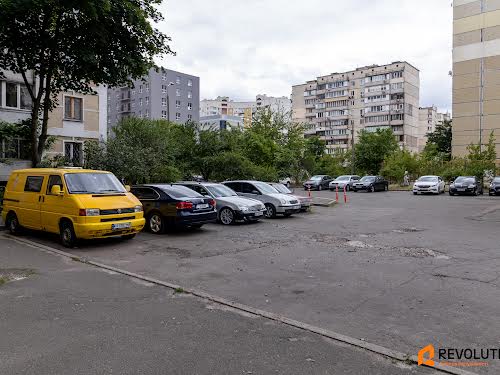 квартира за адресою Вишняківська вул., 6-А
