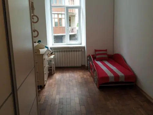 квартира за адресою Івана Богуна вул., 3