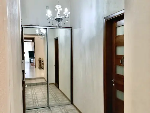 квартира за адресою Європейська пл. (Катерининська), 21