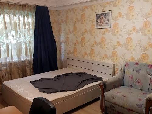 квартира за адресою Київ, Мілютенка вул., 16